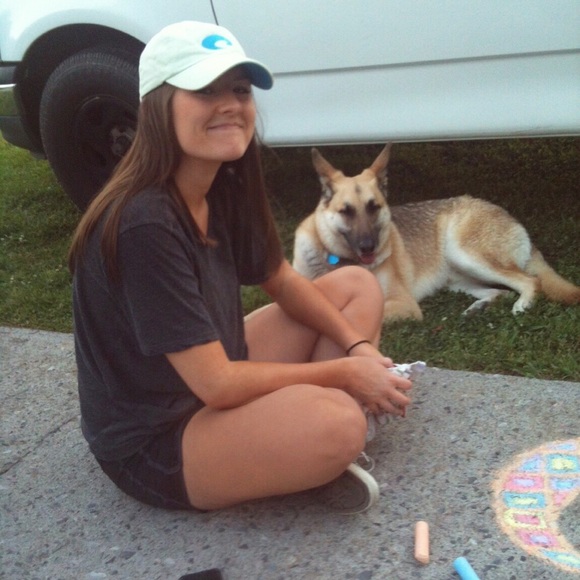 Meet your Posher ❤️ - Picture 7 of 8